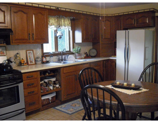 6 Clinton Street Ware, MA 01082 - Photo 6 of 13 Gallery Image 6
