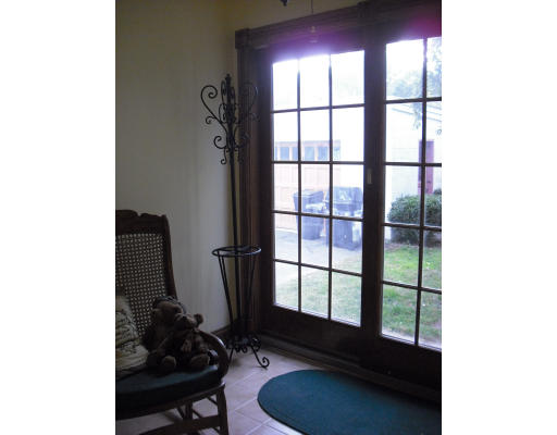 6 Clinton Street Ware, MA 01082 - Photo 8 of 13 Gallery Image 8