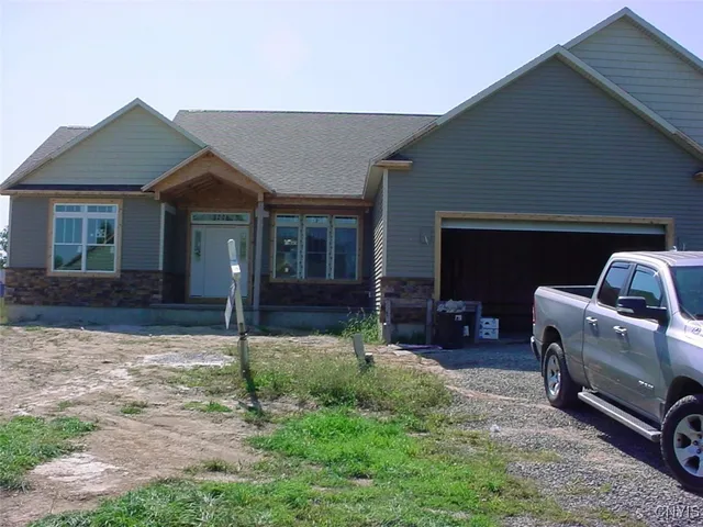 $639,900 | Undisclosed Address, Lysander, NY 13027