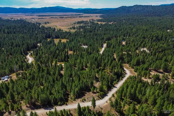$234,900 | 47 Coit Drive, Cascade, ID 83611