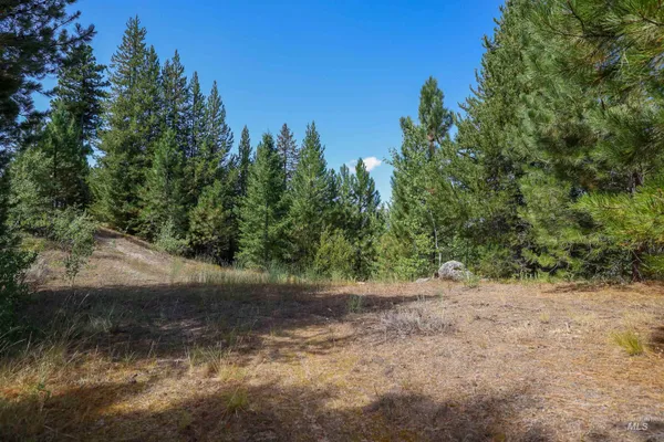 $234,900 | 47 Coit Drive, Cascade, ID 83611