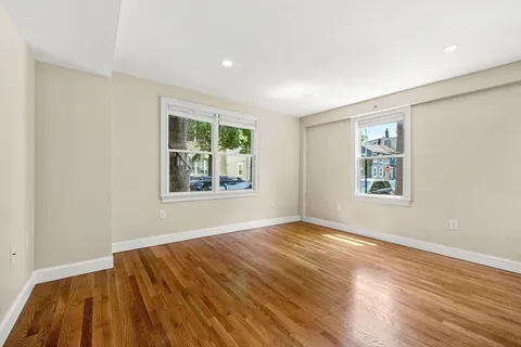 $830,000 | 11 8th Street, Unit 1, Cambridge, MA 02141