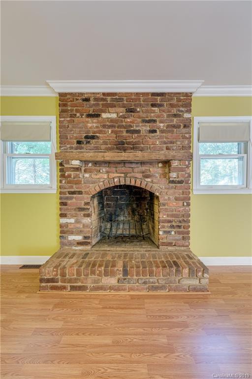 1011 Kelly Road Mount Holly, NC 28120 - Photo 14 of 40 Gallery Image 14