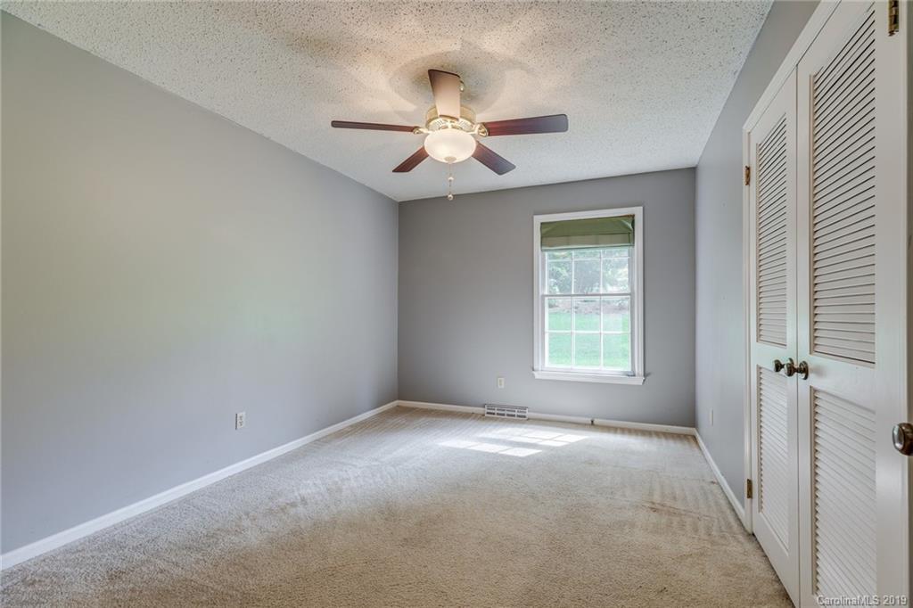 1011 Kelly Road Mount Holly, NC 28120 - Photo 17 of 40 Gallery Image 17