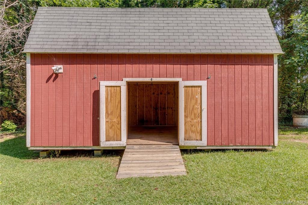 1011 Kelly Road Mount Holly, NC 28120 - Photo 31 of 40 Gallery Image 31