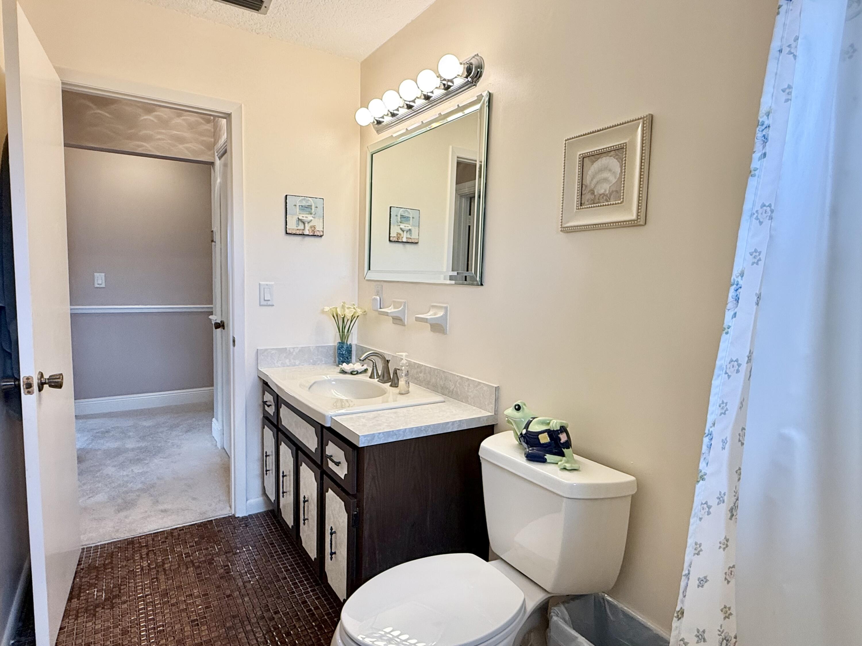 16283 Alexander Run Jupiter, FL 33478 - Photo 50 of 96 Bathroom 2