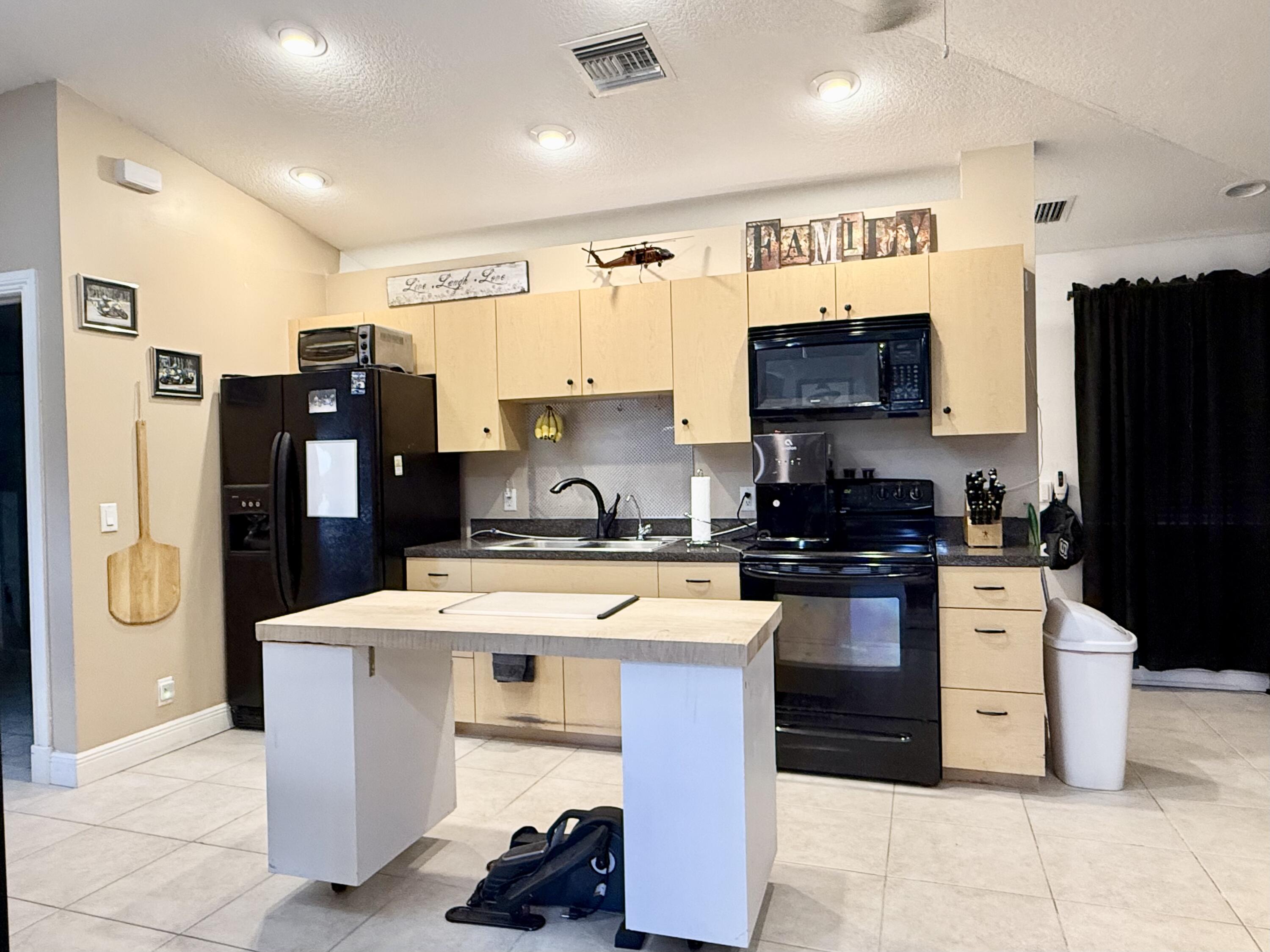 16283 Alexander Run Jupiter, FL 33478 - Photo 60 of 96 Guest House Kitchen