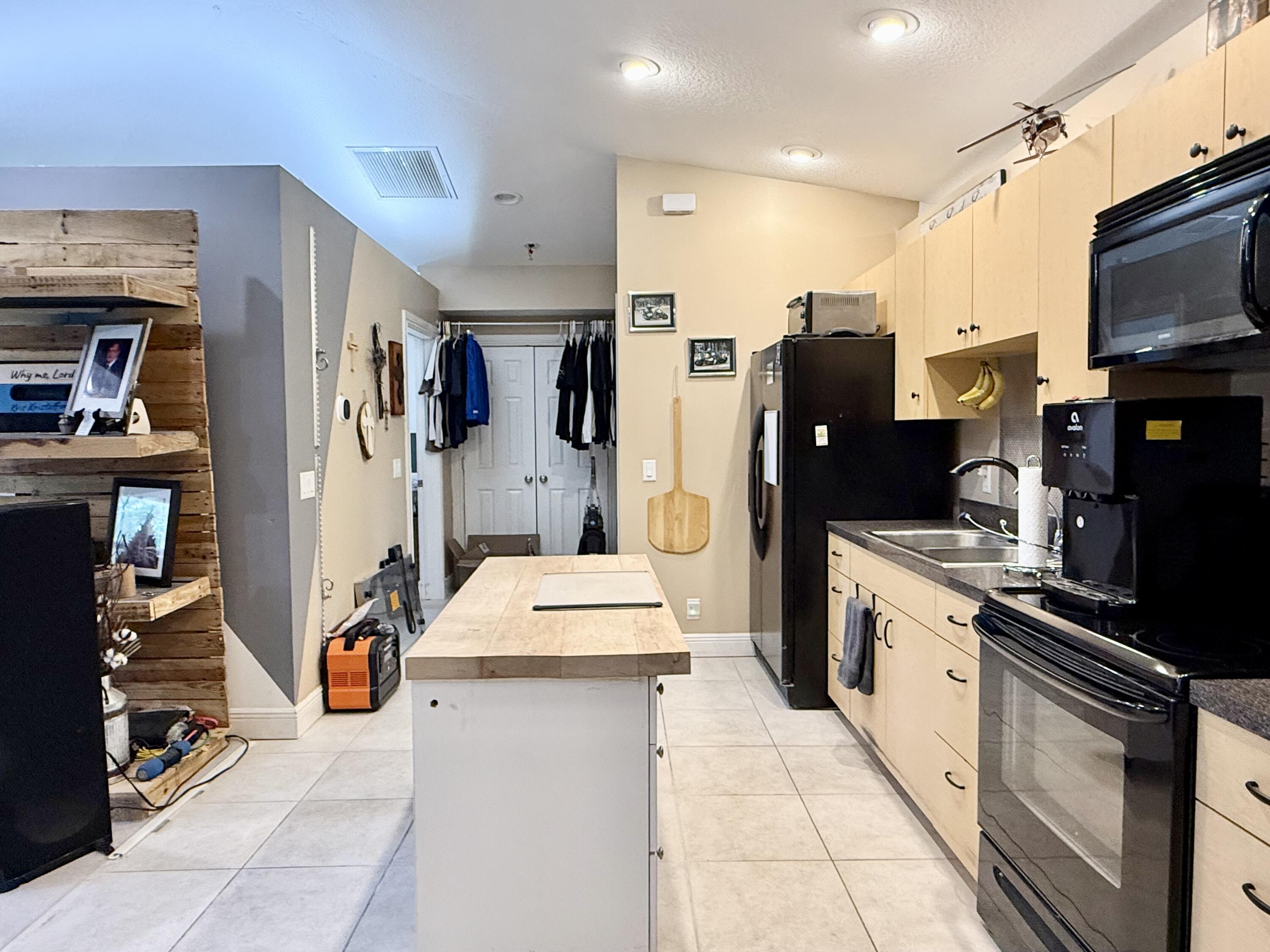 16283 Alexander Run Jupiter, FL 33478 - Photo 63 of 96 Guest House Kitchen