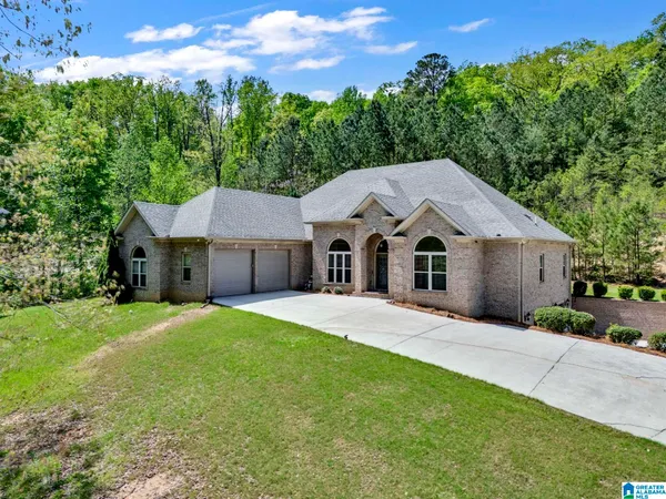 $549,900 | 4500 Shady Grove Road, Gardendale, AL 35071