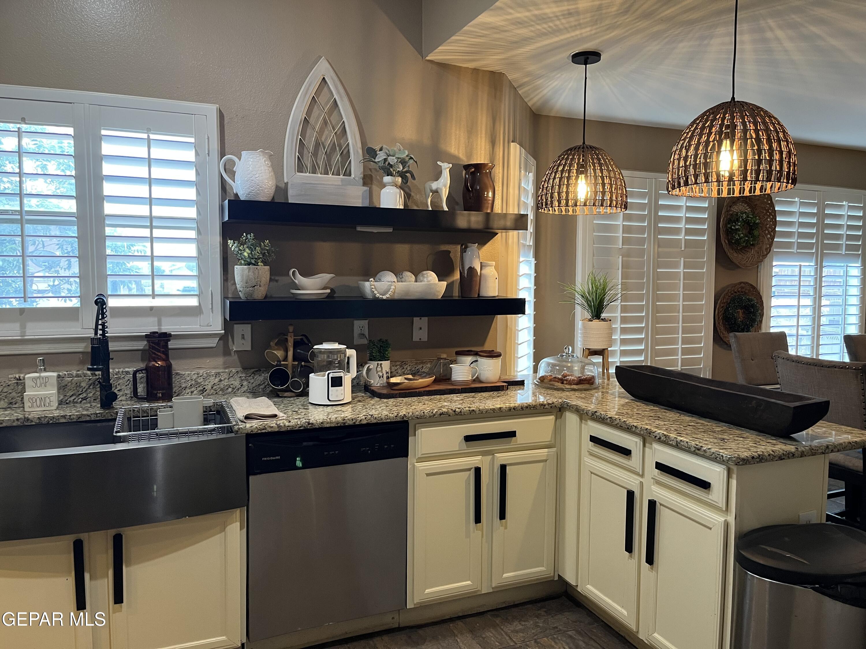 118 Salado River Road Clint, TX 79836 - Photo 13 of 17 IMG_8044