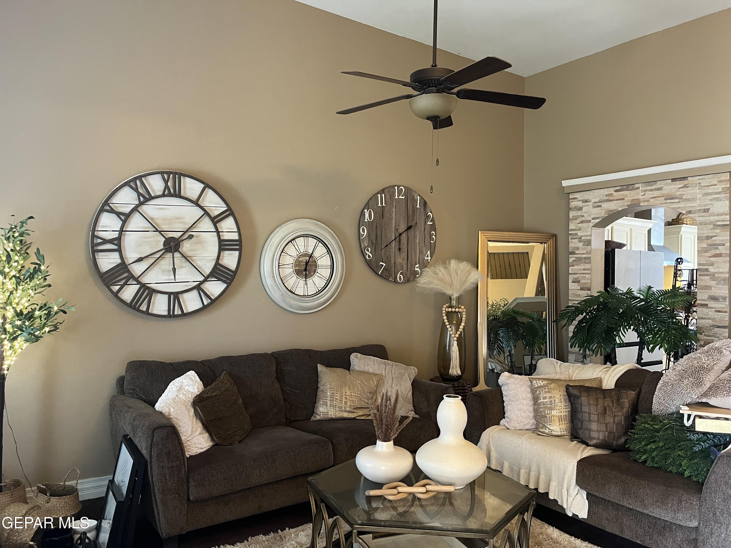 118 Salado River Road Clint, TX 79836 - Photo 9 of 17 IMG_8017