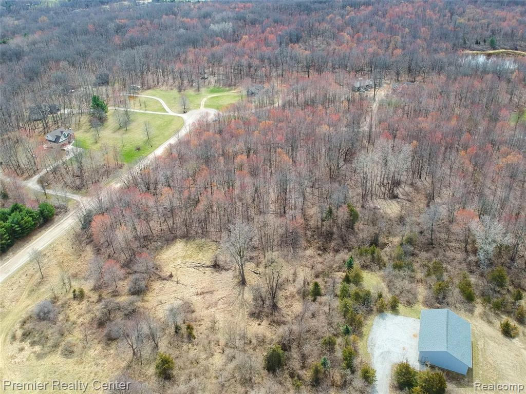 0 Indian View Trail Fenton, MI 48430 - Photo 10 of 12 Gallery Image 10
