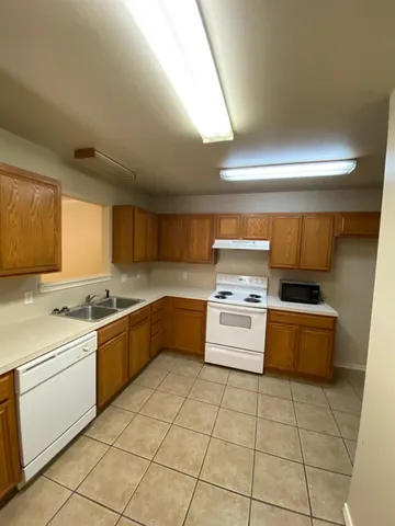 $1,150 | 312 North Chicago Avenue, Unit B, Lubbock, TX 79416