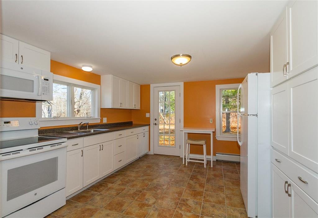 786 Beach Road Lincolnville, ME 04849 - Photo 3 of 11 Photo