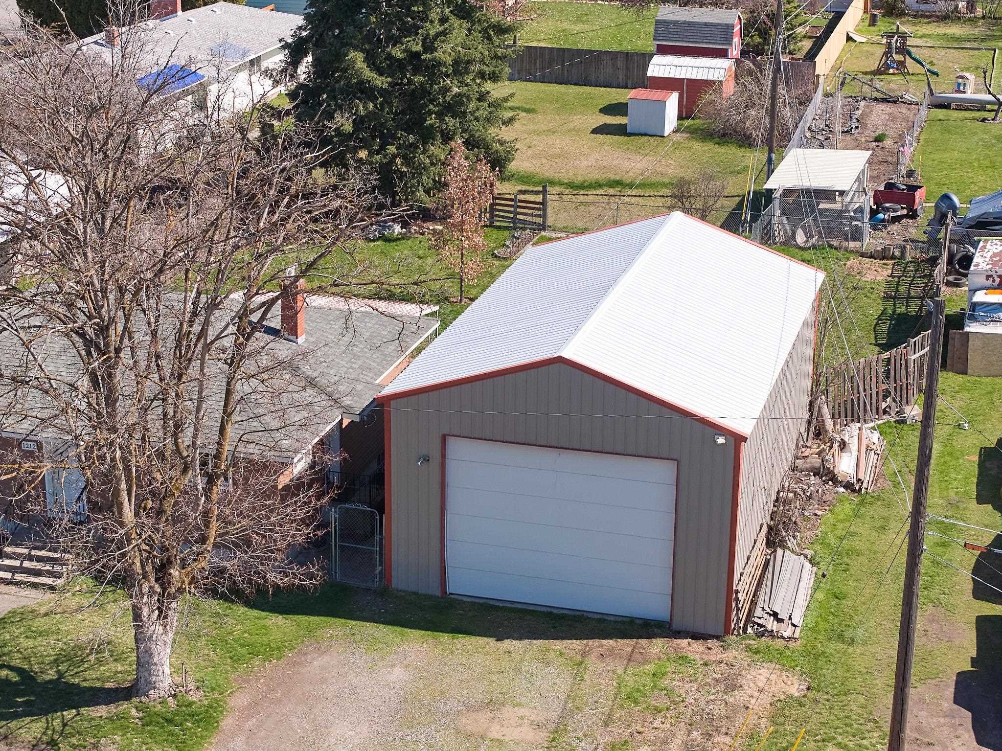 1212 North Bessie Road Spokane Valley, WA 99212 - Photo 4 of 40 Gallery Image 4