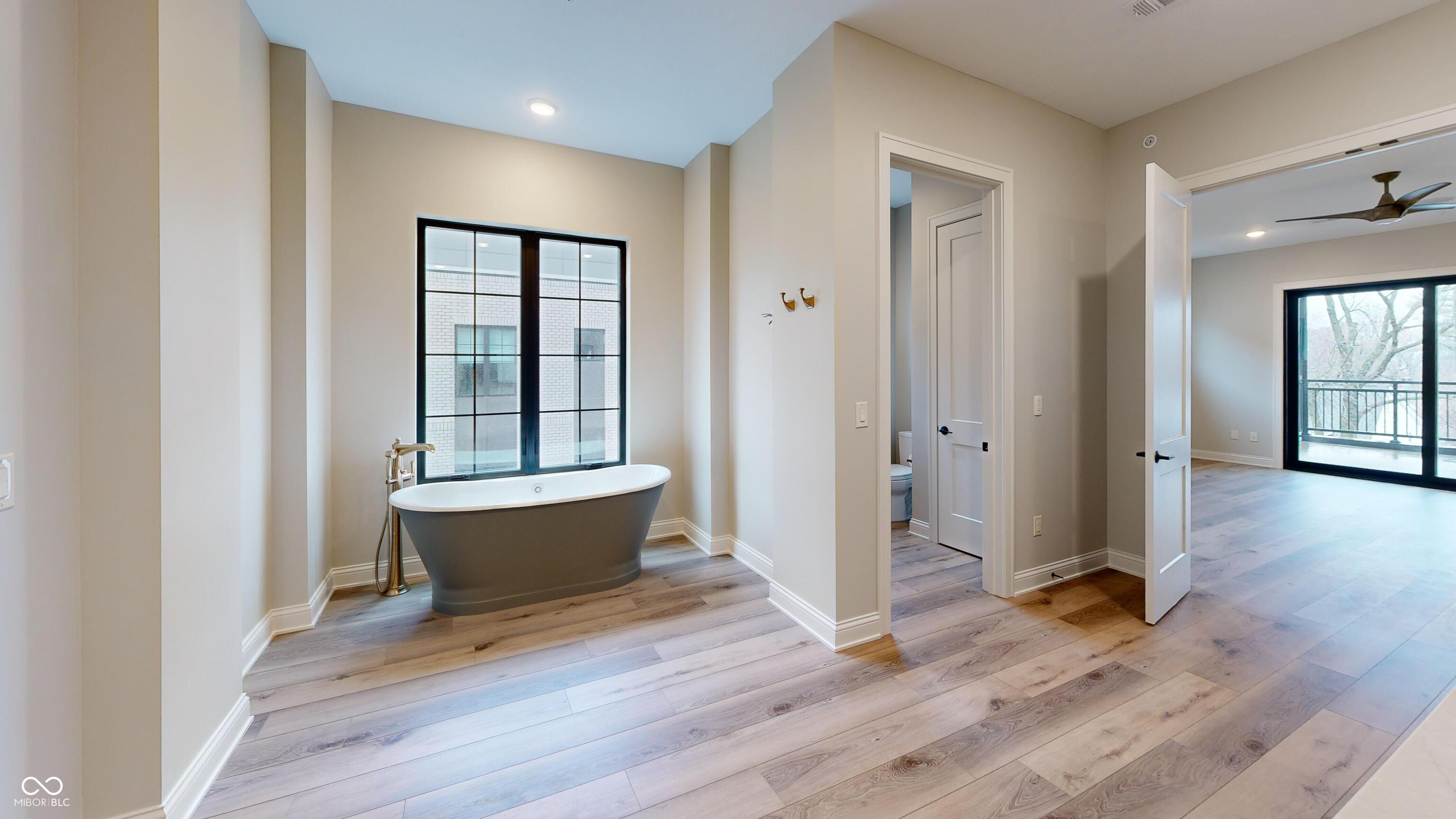 716 Pawnee Road, Unit 300 Carmel, IN 46032 - Photo 2 of 5