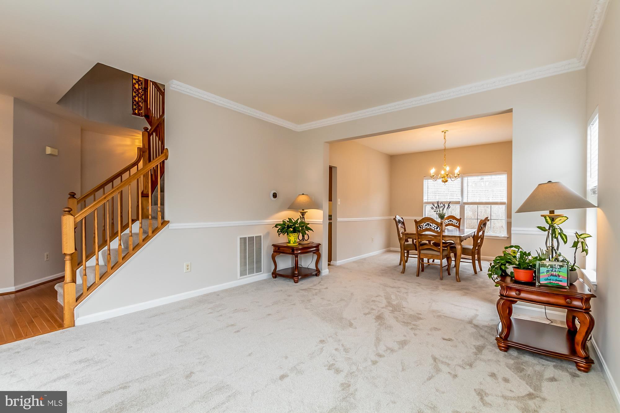 9510 Good Spring Drive Perry Hall, MD 21128 - Photo 8 of 53 Large living room