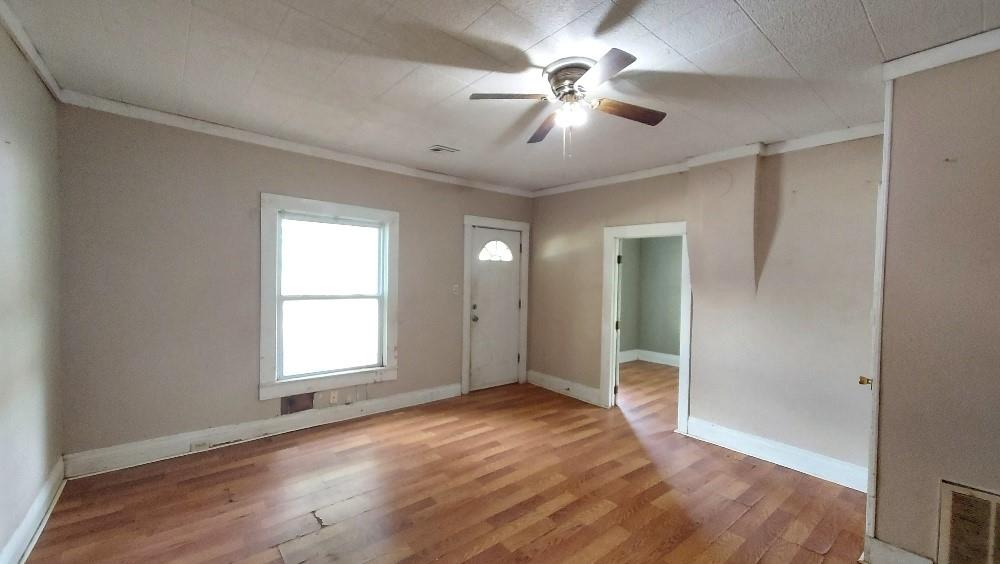 912 West 2nd Street Pittsburg, KS 66762 - Photo 2 of 14