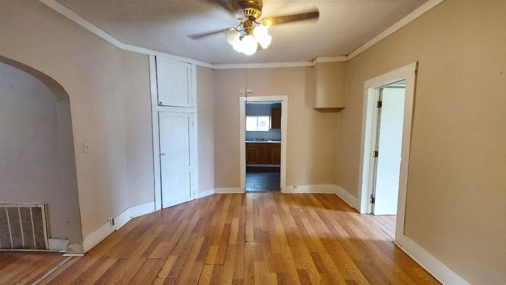 912 West 2nd Street Pittsburg, KS 66762 - Photo 5 of 14