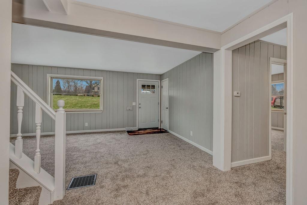 8333 Daly Road Cincinnati, OH 45231 - Photo 30 of 47