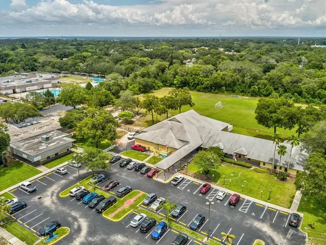 $589,900 | 2554 Rolling Oaks Drive, Palm Harbor, FL 34683