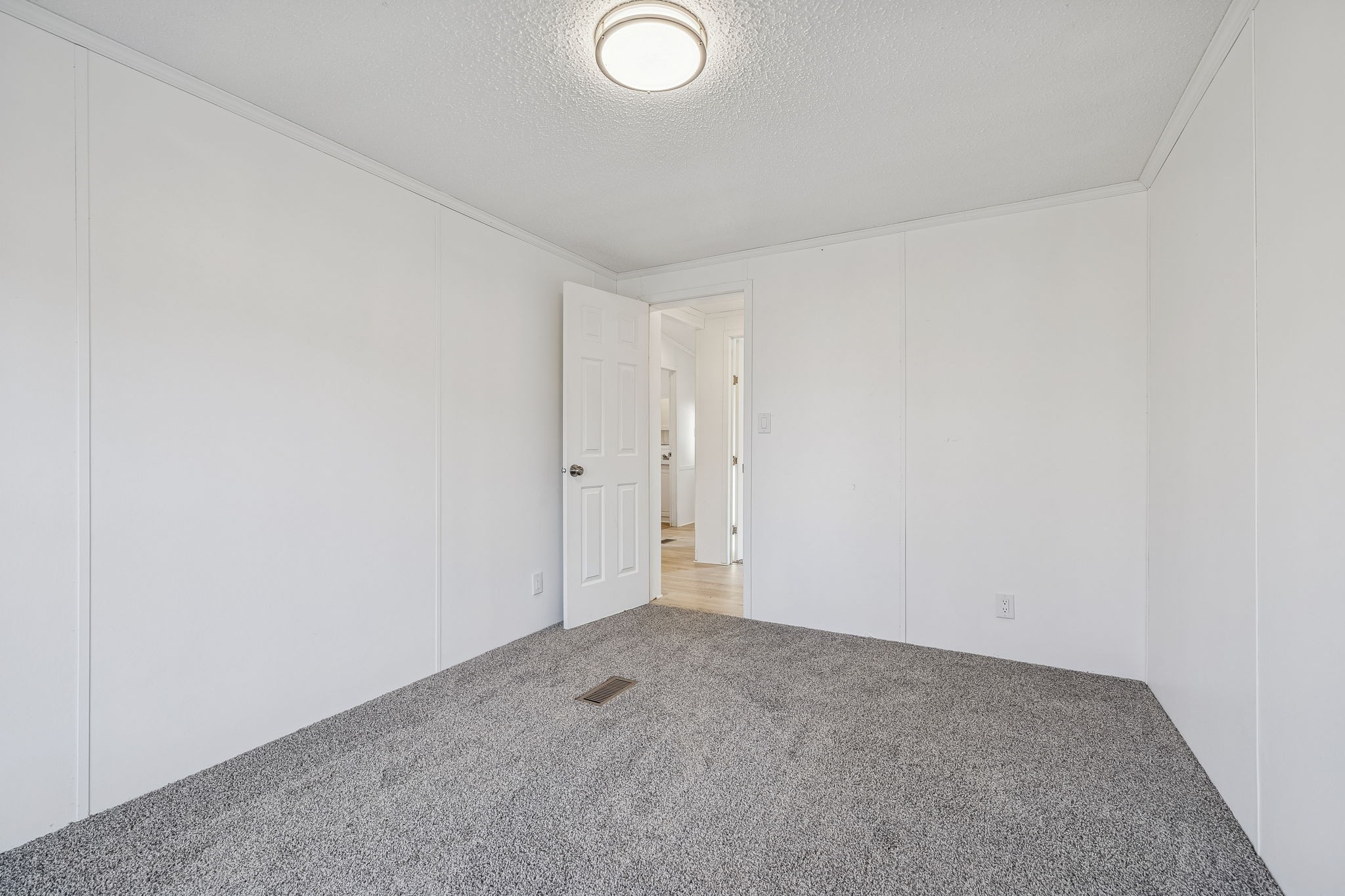 145 Milk Barn Road Cookeville, TN 38506 - Photo 25 of 43 a view of an empty room