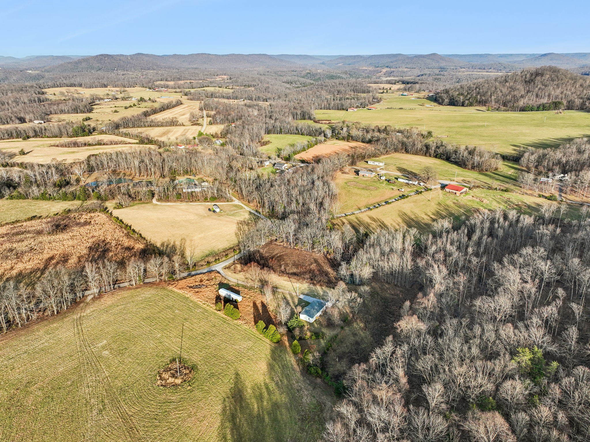 145 Milk Barn Road Cookeville, TN 38506 - Photo 40 of 43 a view of city and ocean