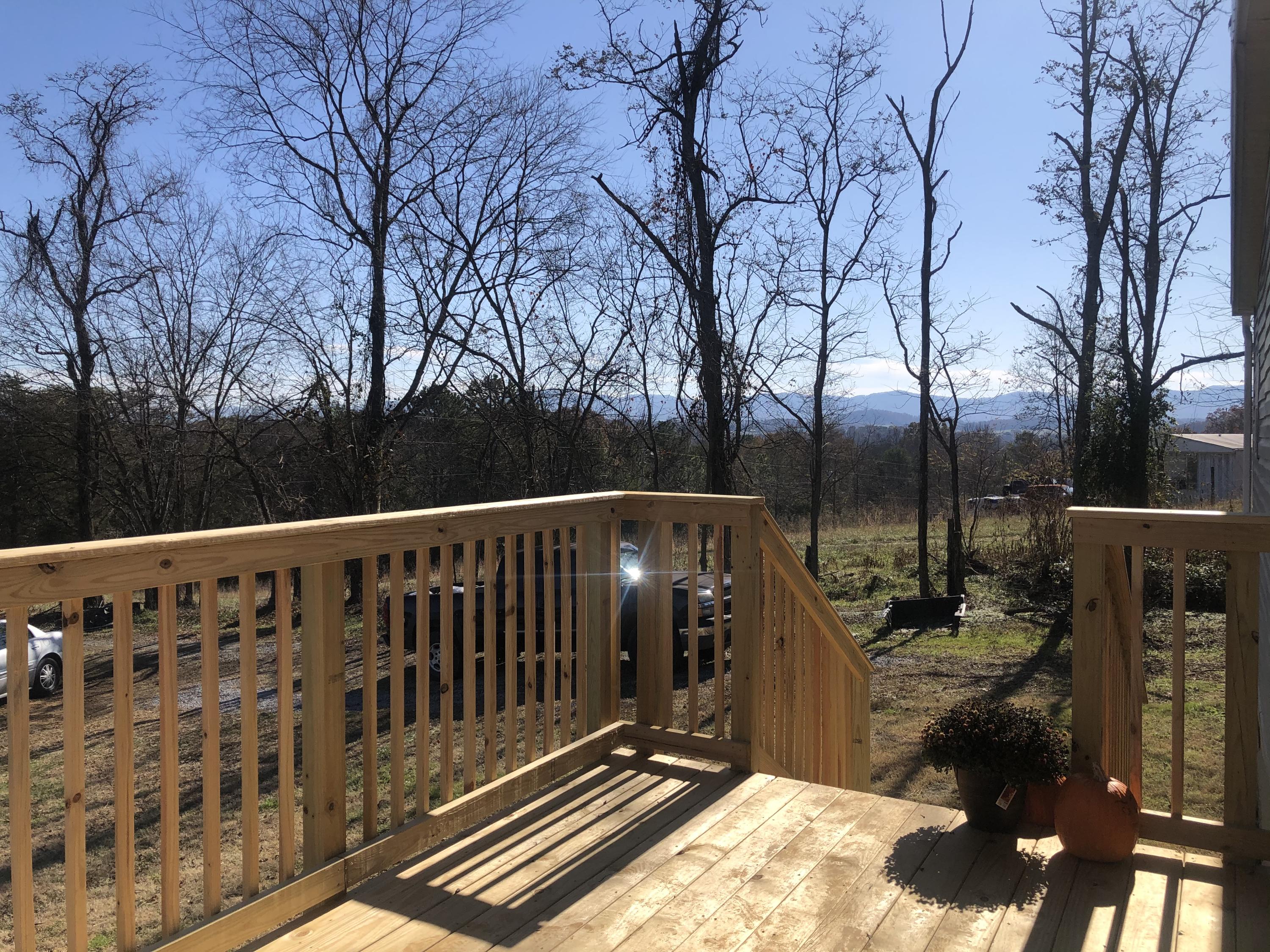 1377 Culbertson Road Greeneville, TN 37743 - Photo 17 of 37 Front Deck