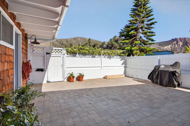 $10,500 | 3884 Pacific Coast Highway, Ventura, CA 93001