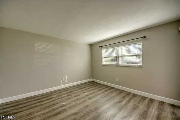 $1,400 | 2526 Southeast 16th Place, Unit 108, Cape Coral, FL 33904