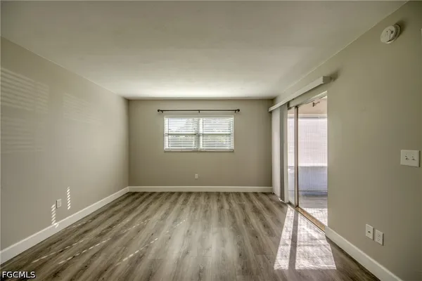 $1,400 | 2526 Southeast 16th Place, Unit 108, Cape Coral, FL 33904