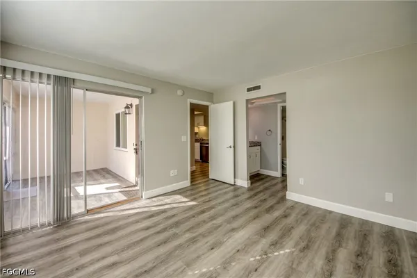 $1,400 | 2526 Southeast 16th Place, Unit 108, Cape Coral, FL 33904