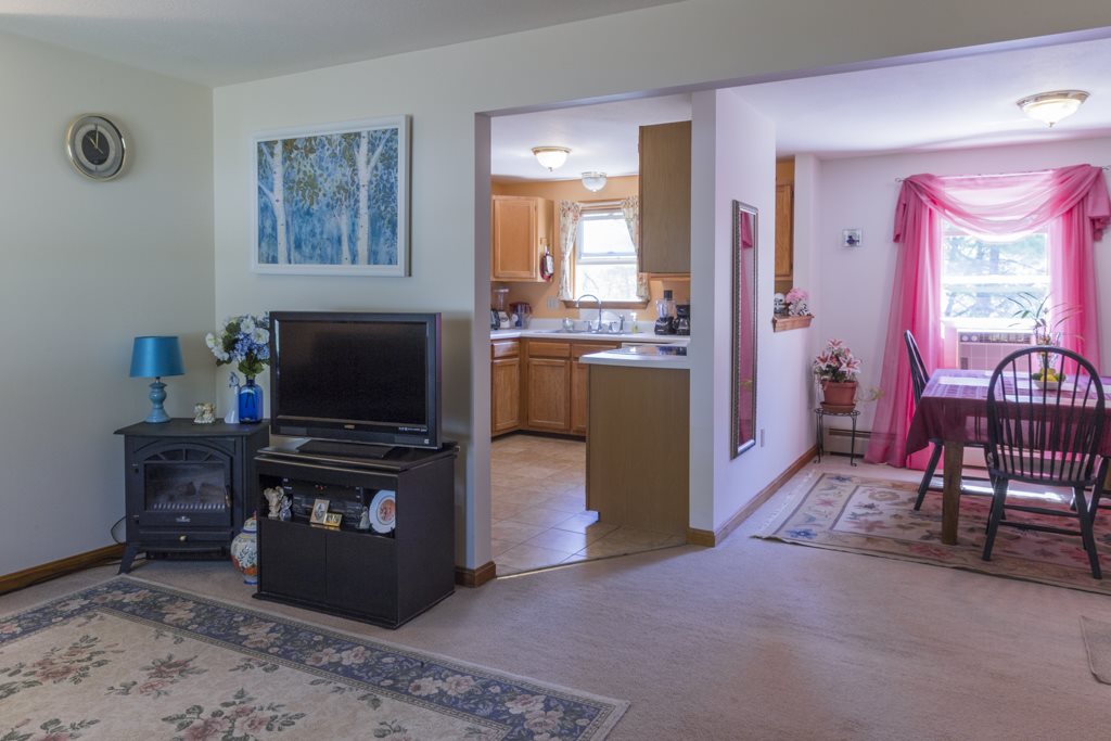 81 Hackett Hill Road Hooksett, NH 03106 - Photo 32 of 39