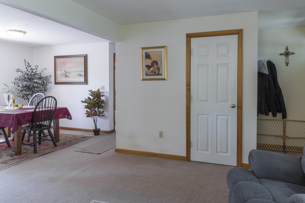 81 Hackett Hill Road Hooksett, NH 03106 - Photo 34 of 39