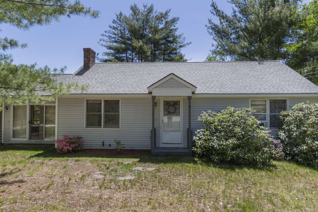 81 Hackett Hill Road Hooksett, NH 03106 - Photo 6 of 39