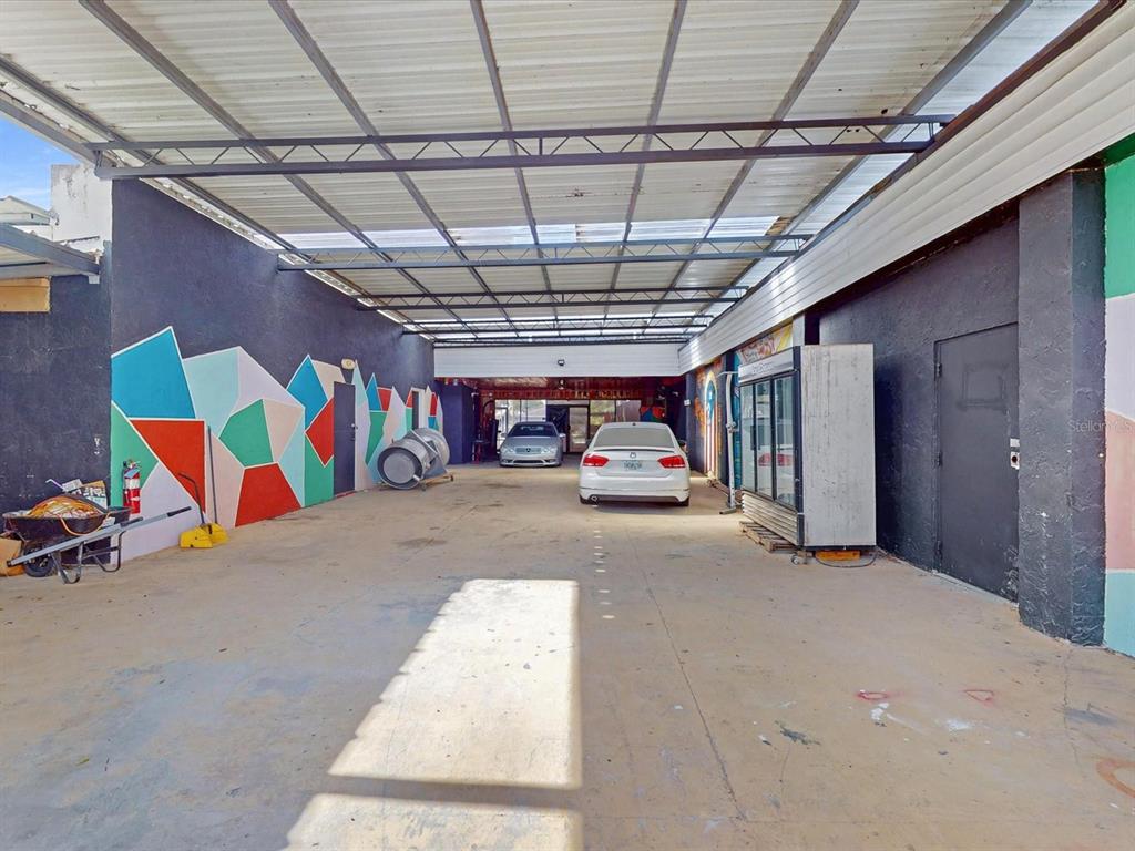 3425 Forsyth Road Winter Park, FL 32792 - Photo 13 of 40 a view of parking area