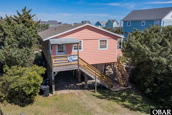$439,000 | 40283 East Sunfish Court, Avon, NC 27915
