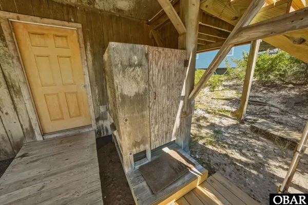 $439,000 | 40283 East Sunfish Court, Avon, NC 27915