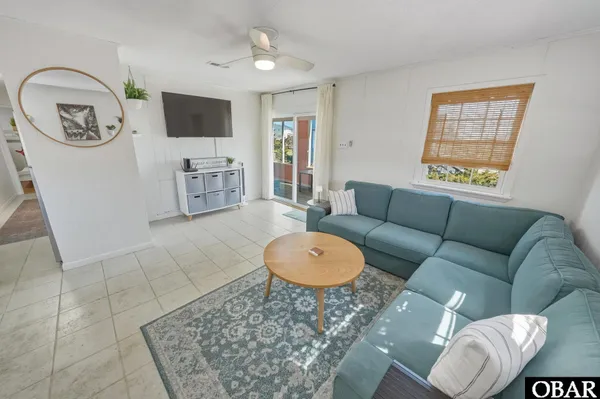 $439,000 | 40283 East Sunfish Court, Avon, NC 27915