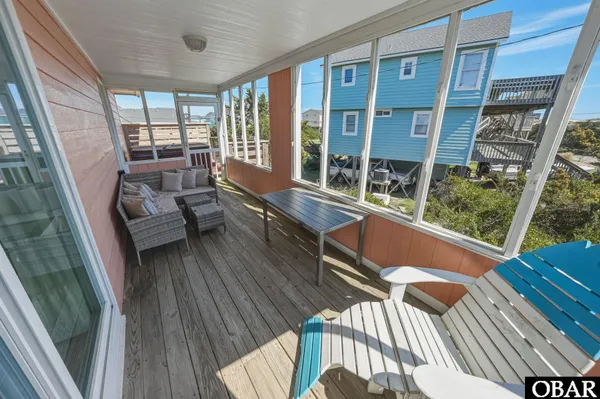 $439,000 | 40283 East Sunfish Court, Avon, NC 27915