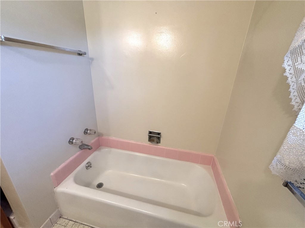 2771 Rutgers Avenue Long Beach, CA 90815 - Photo 13 of 27