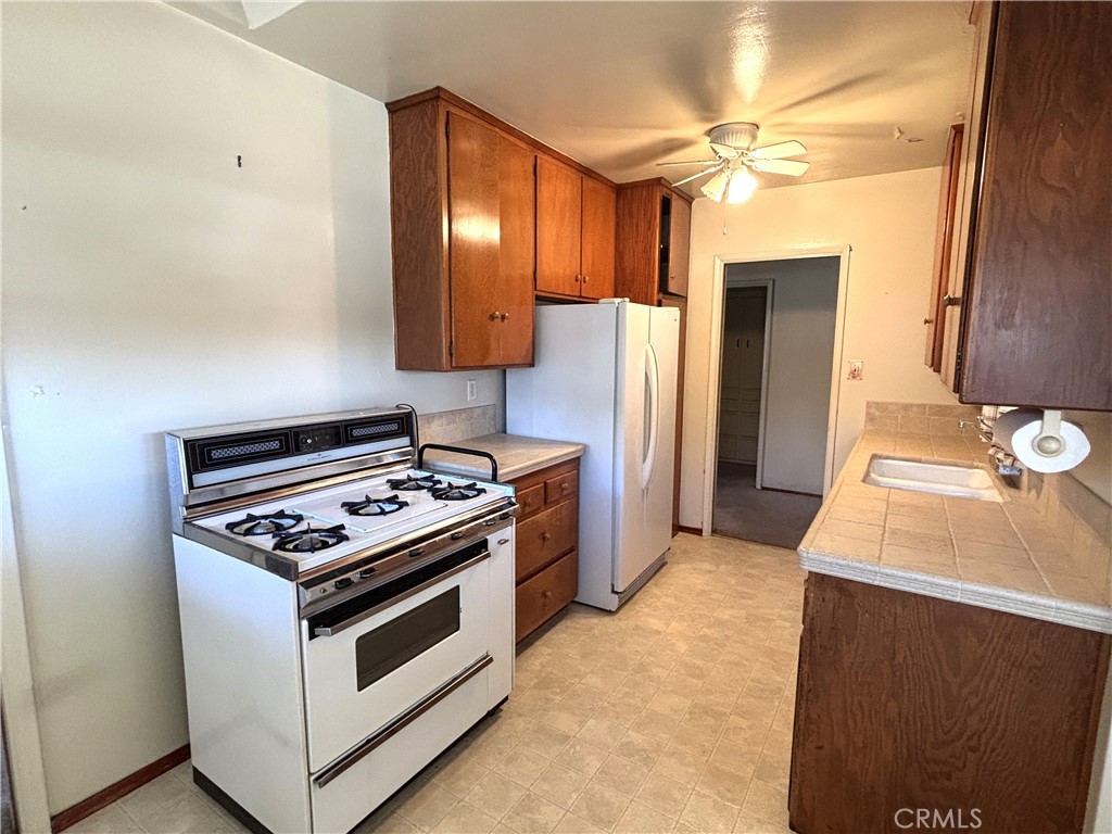 2771 Rutgers Avenue Long Beach, CA 90815 - Photo 19 of 27