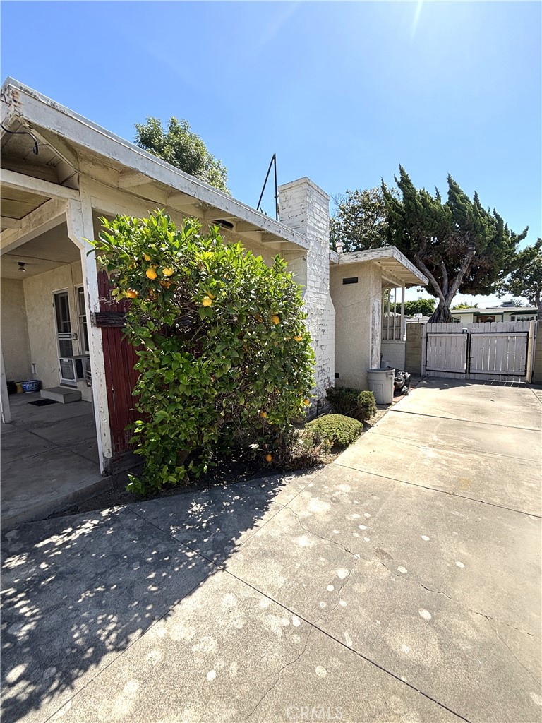 2771 Rutgers Avenue Long Beach, CA 90815 - Photo 25 of 27