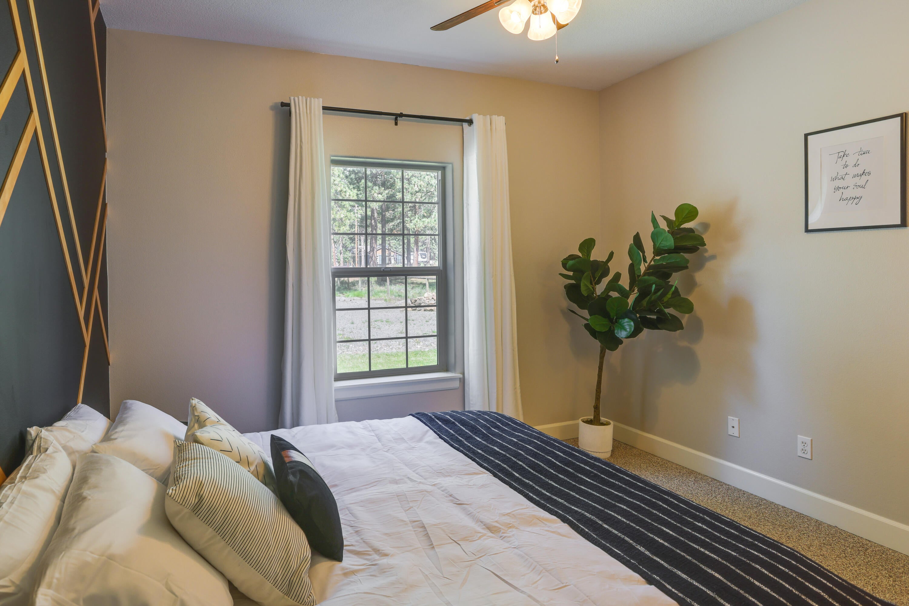 59922 Navajo Road Bend, OR 97702 - Photo 25 of 49 Set-015