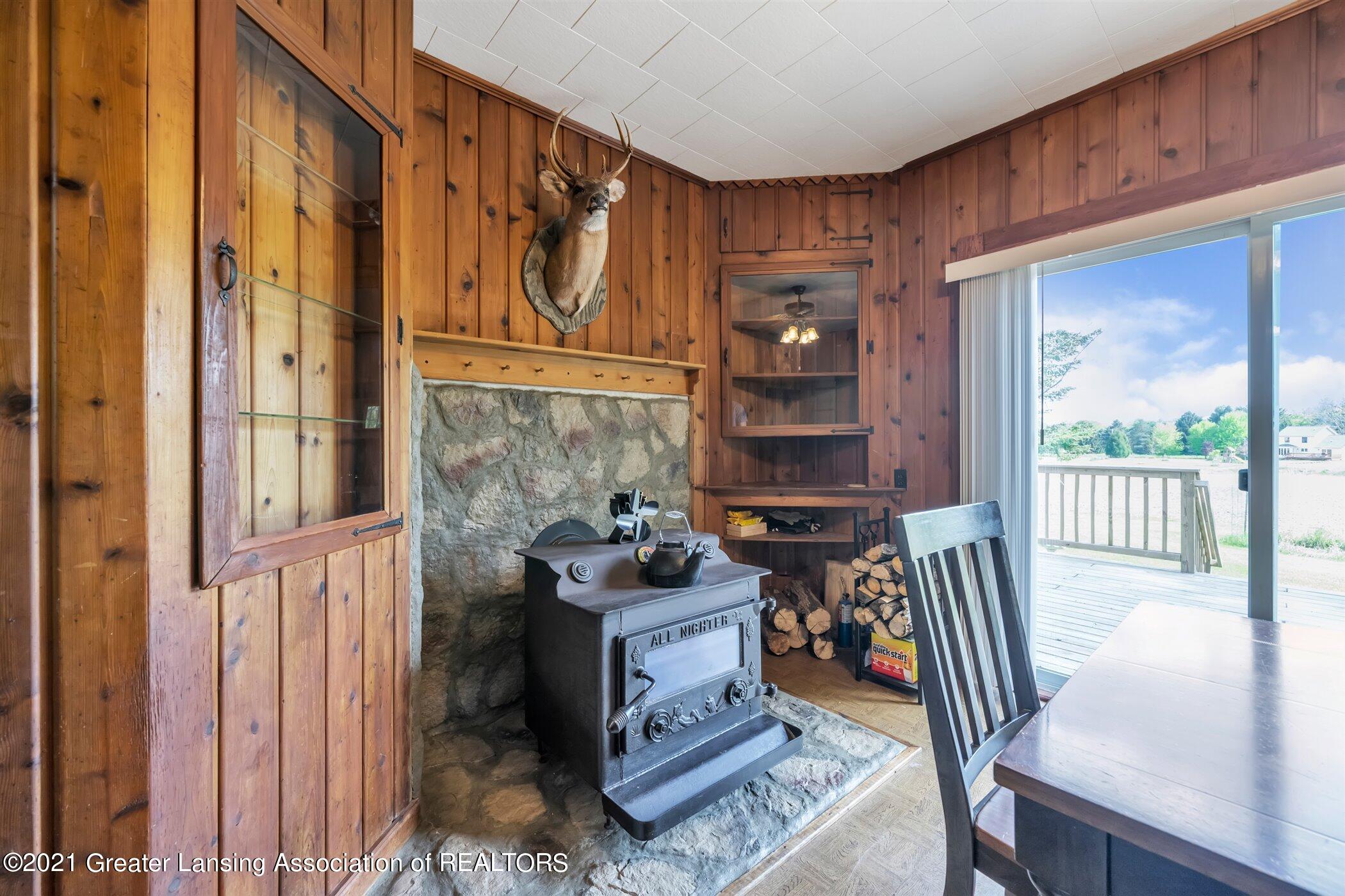 10841 Colby Lake Road Perry, MI 48872 - Photo 14 of 56 14-10841 Colby Lake Rd-Windowstill-Real-