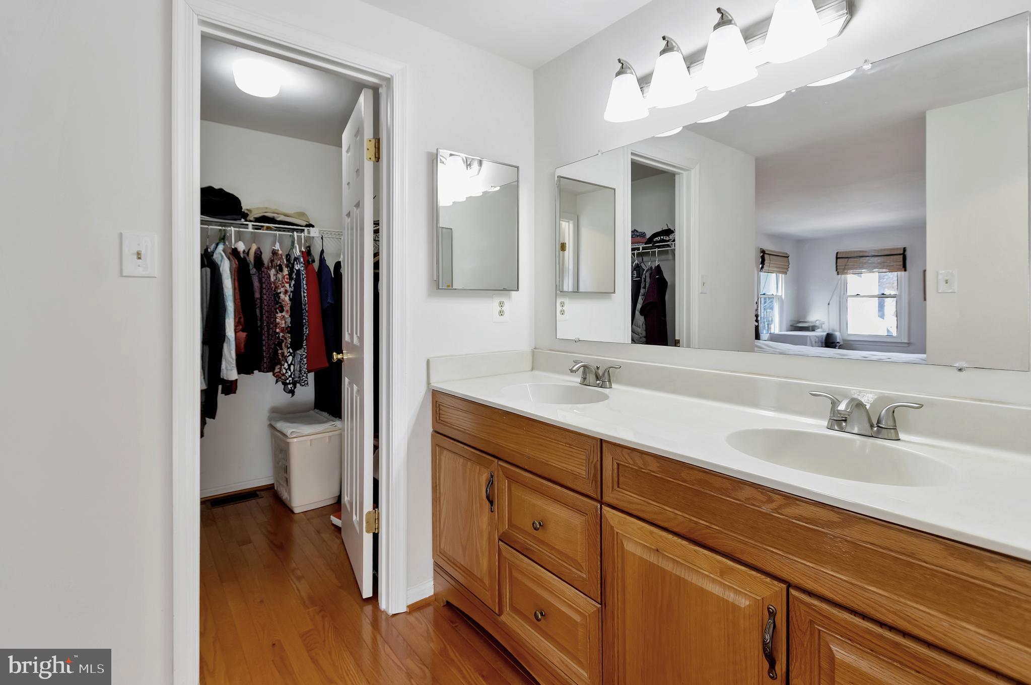 2228 Deckman Lane Silver Spring, MD 20906 - Photo 23 of 39 Primary walk in closet