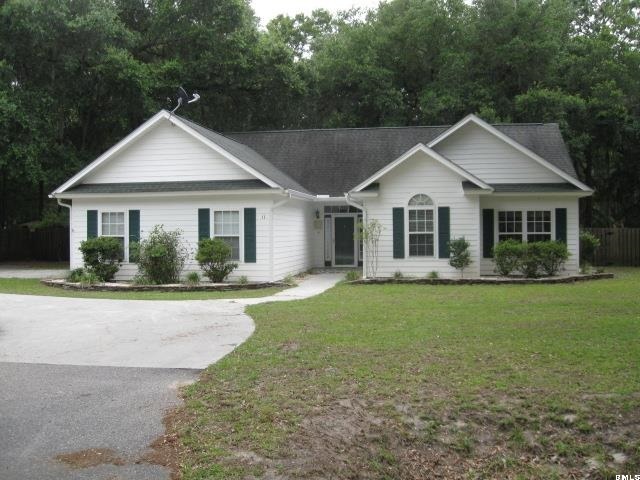 11 Sheppard Road Beaufort, SC 29907 - Photo 1 of 25 Primary Photo