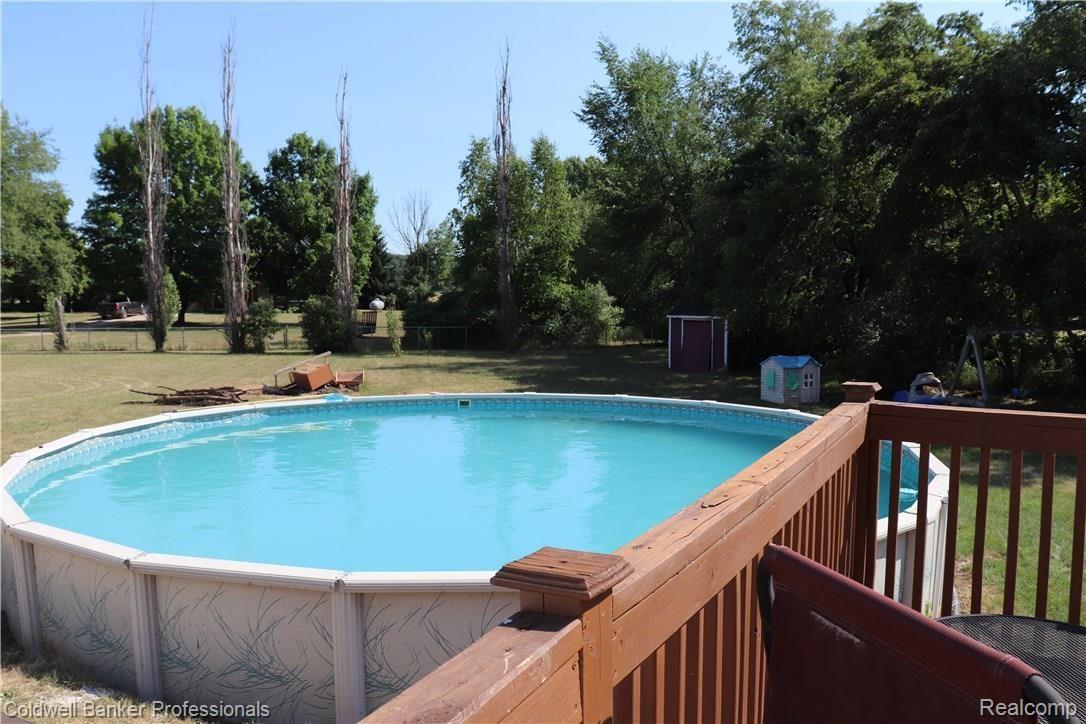 5645 5 Lakes Road North Branch, MI 48461 - Photo 26 of 38 IMG_0110.JPG