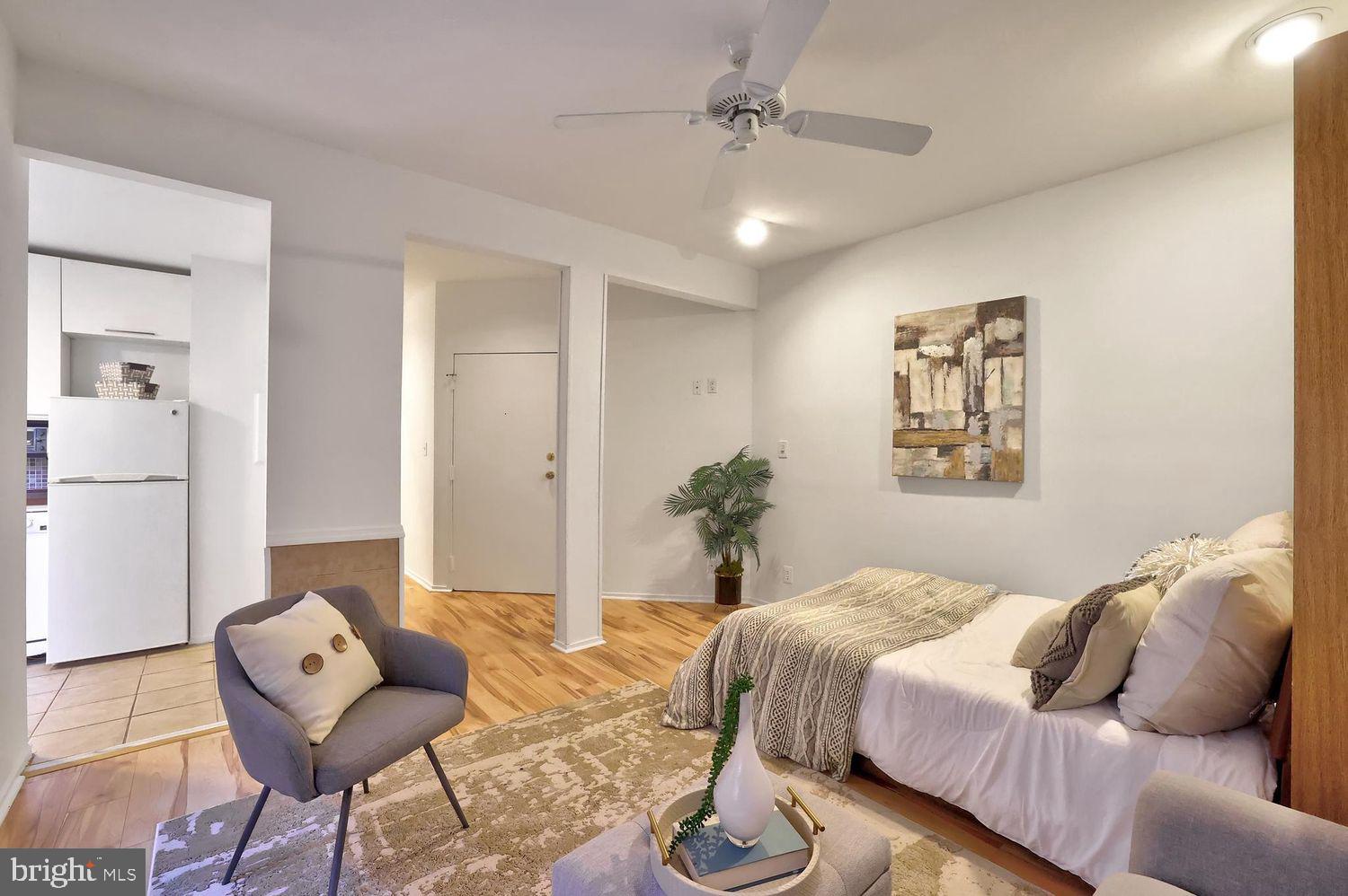 1844 Columbia Road Northwest, Unit 302 Washington, DC 20009 - Photo 4 of 14 Gallery Image 4