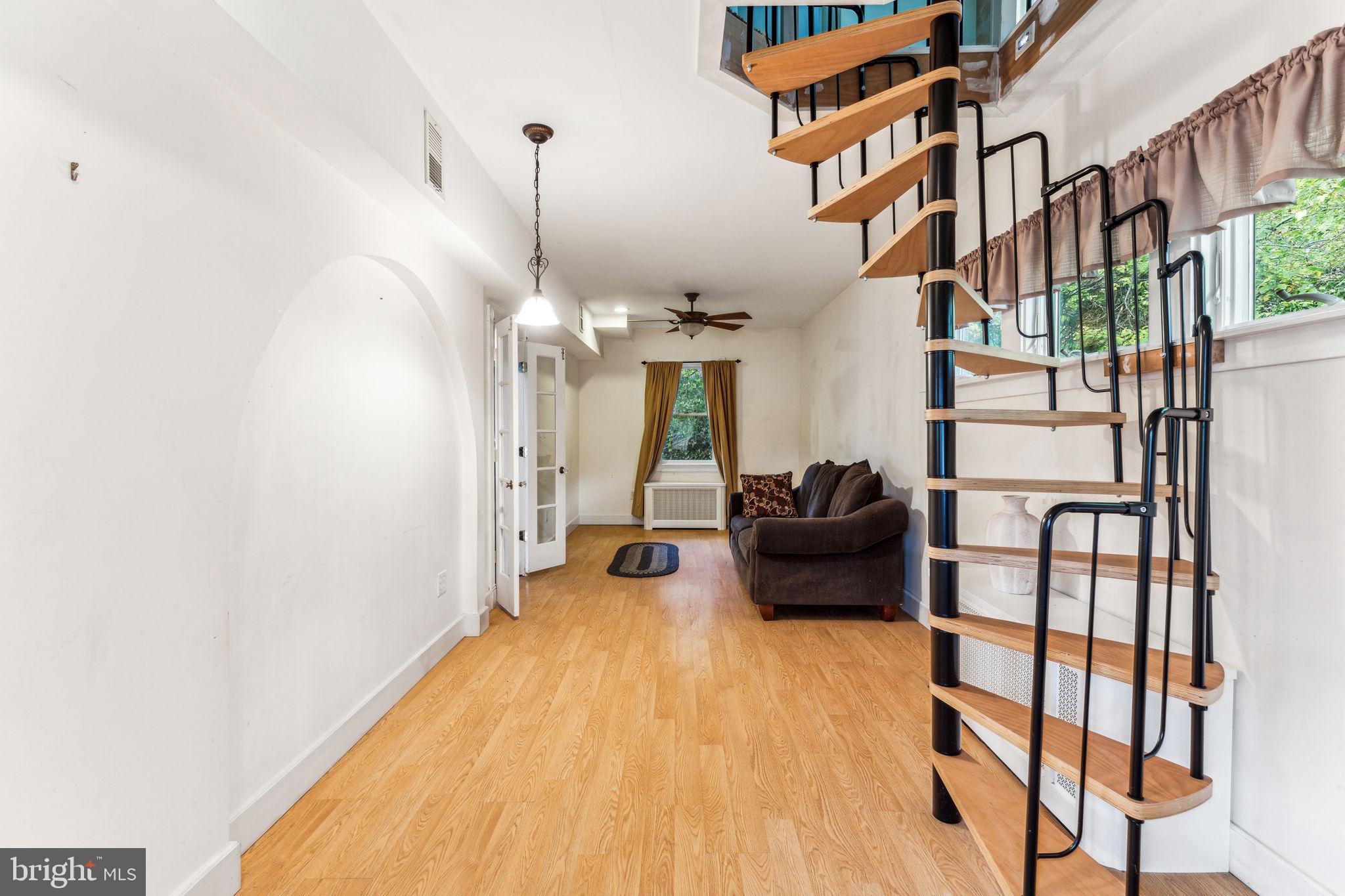 725 Fetters Mill Road Huntingdon Valley, PA 19006 - Photo 6 of 46